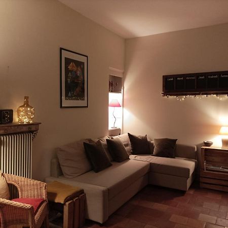 Ferienwohnung Escale Tourangelle Monts Exterior foto